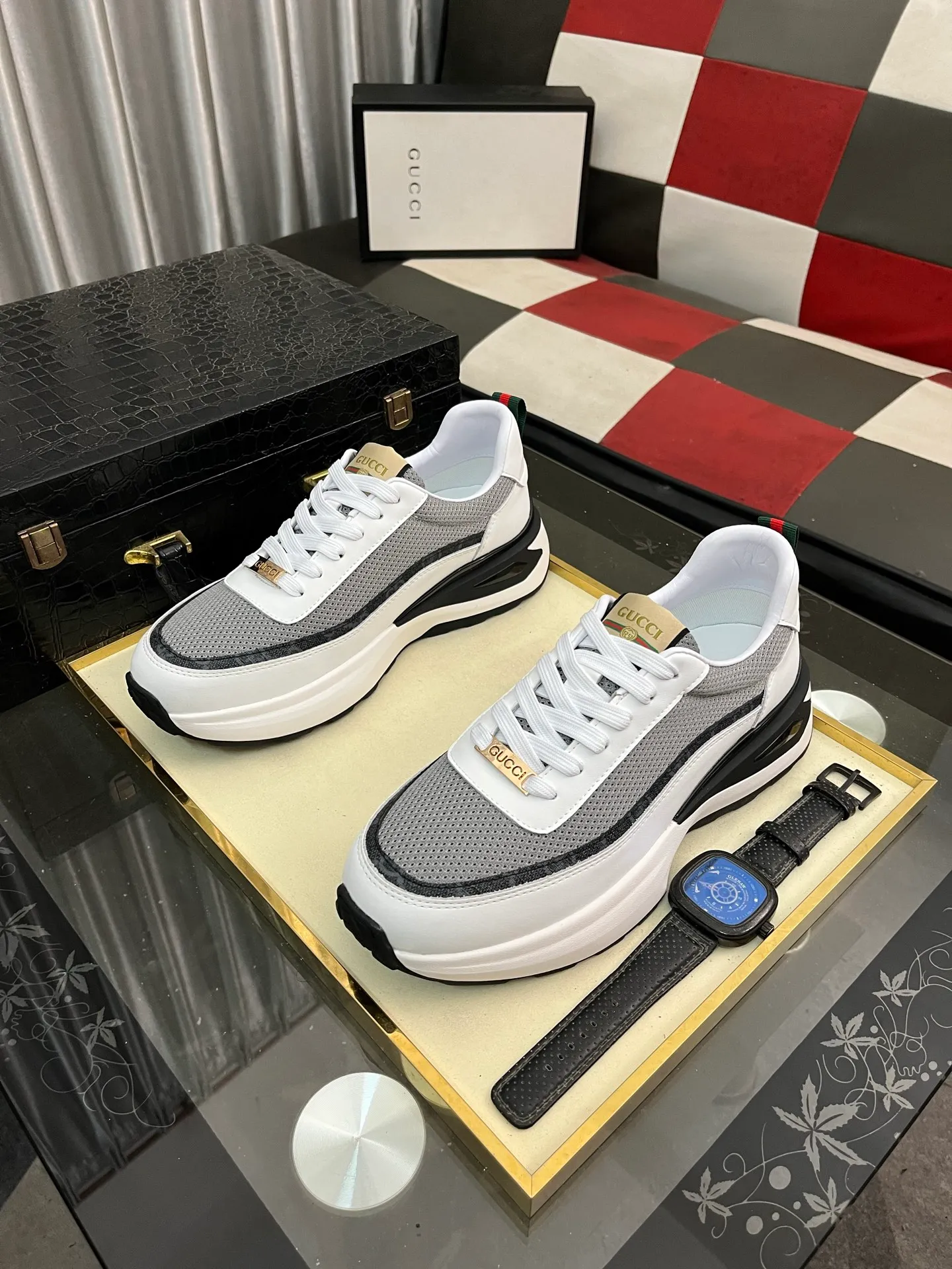 Men's Men's Shoes 💰458 ⌚️⌚️[GUCCI] Gucci men's casual shoes are absolutely popular 🔥The ultimate matching item for trendy men! The charm of super texture is irresistible, the main recommendation, the flower leather color is bright! The upper is made of high-quality brand printed fabric with cowhide, breathable leather lining and wear-resistant rubber sole, noble and elegant! Extremely comfortable🎁🎁You can be as handsome as you want💪 38-443️⃣colors available